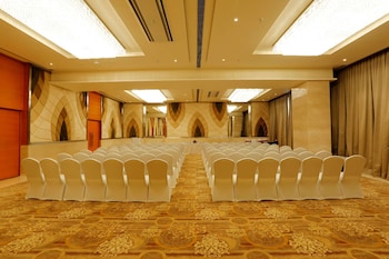 nataraj sarovar portico jhansi
