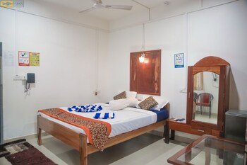 Sunrise Beach Resort,Baratang>>Andaman And Nicobar Islands,2 star