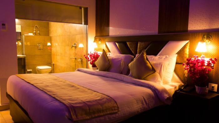 hotel kings regency