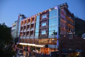 hotel kings regency