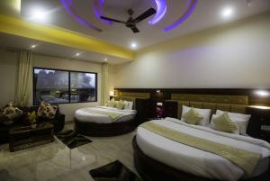 hotel kings regency
