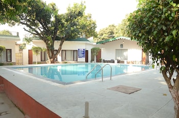 corbett paradiso resorts