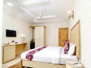 Hotel Galaxy Grand,Golf City,3 star