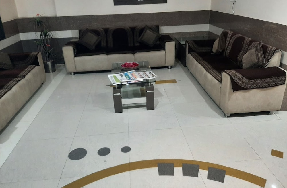 hotel raviraj palace rajkot