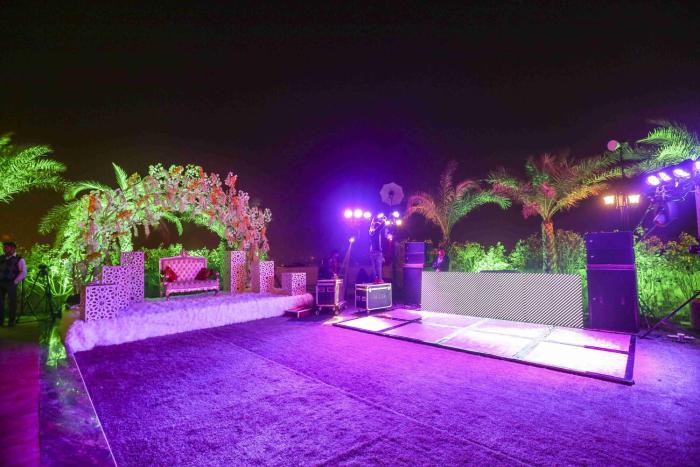 Seven Seas Hotel,Rohini,5 star