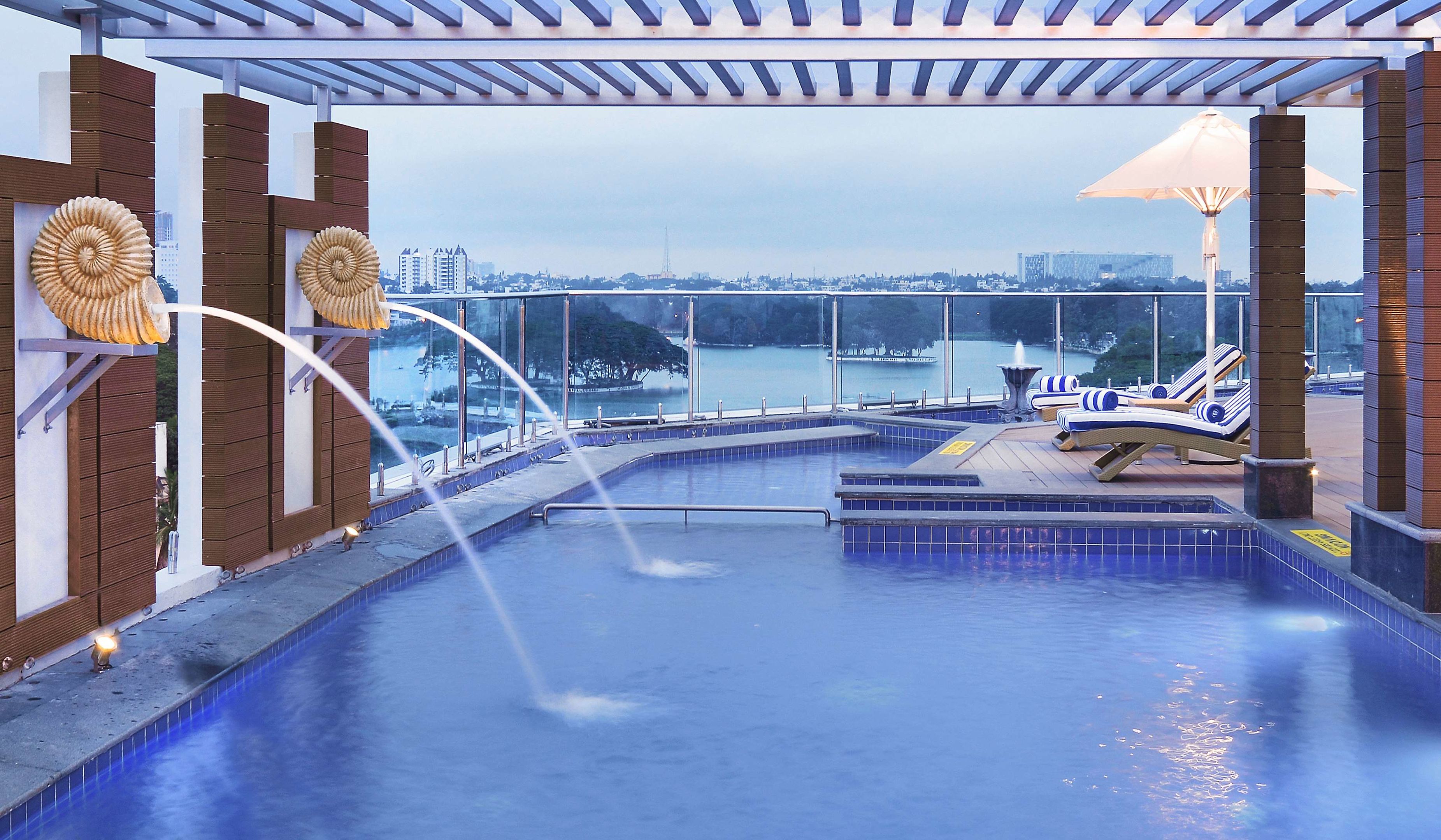 radisson bengaluru city center