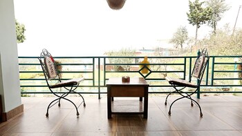 the chirping orchard