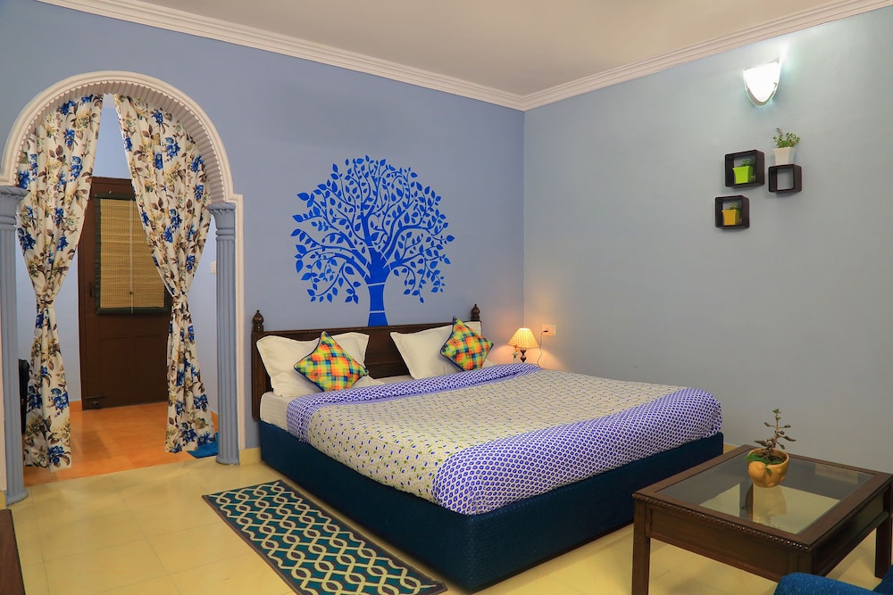 the chirping orchard