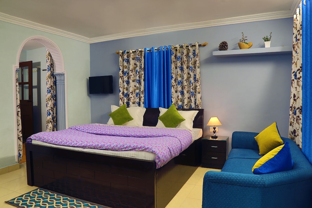 the chirping orchard