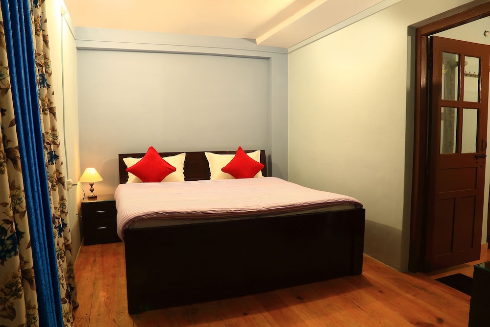 the chirping orchard