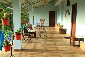 the chirping orchard