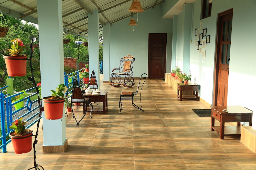 the chirping orchard