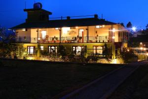 The Chirping Orchard,Mukteshwar>>Haldwani,3 star