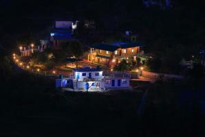 The Chirping Orchard,Mukteshwar>>Haldwani,3 star