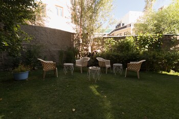 radhus boutique inn