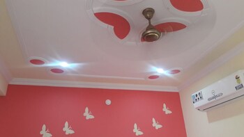 royal zayka hotel and restaurant