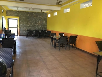 royal zayka hotel and restaurant