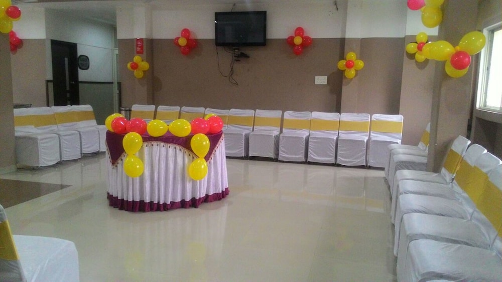 dewas