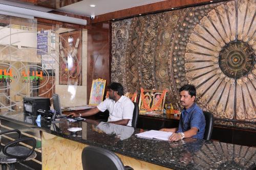 Hlv Grand Inn,Gandhi Nagar>>Bengaluru,3 star