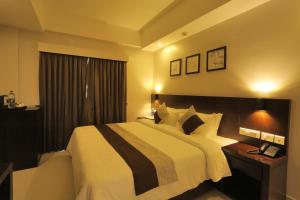 dfort hotel kollam