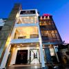 hotel the mewar near airport