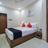 hotel the mewar near airport