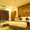 hotel the mewar near airport