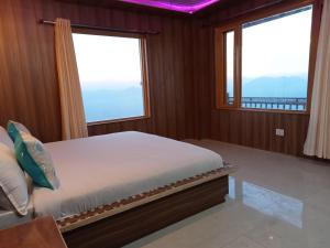 Hotel Himalaya View,,2 star
