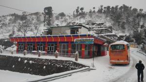 Hotel Himalaya View,,2 star
