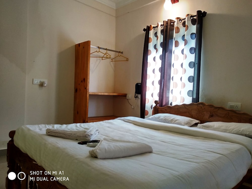 candolim beach place