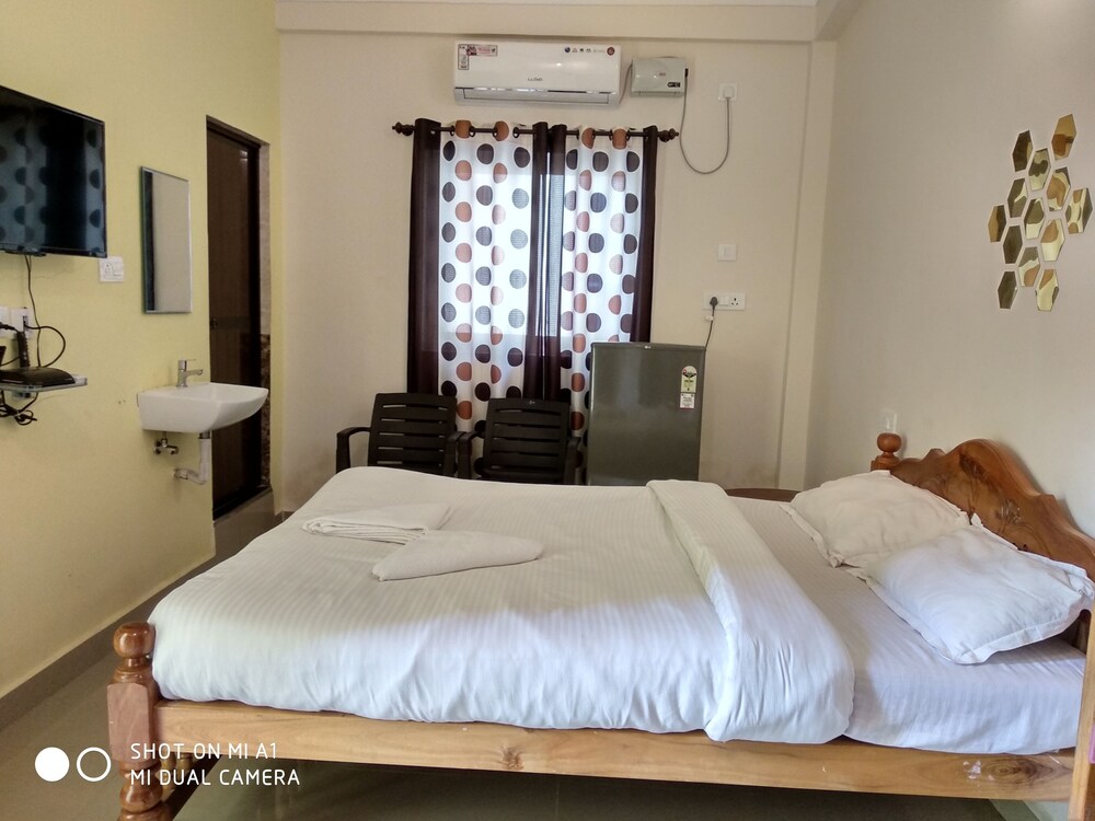 candolim beach place