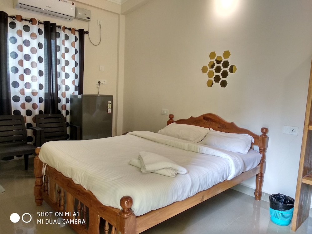 candolim beach place