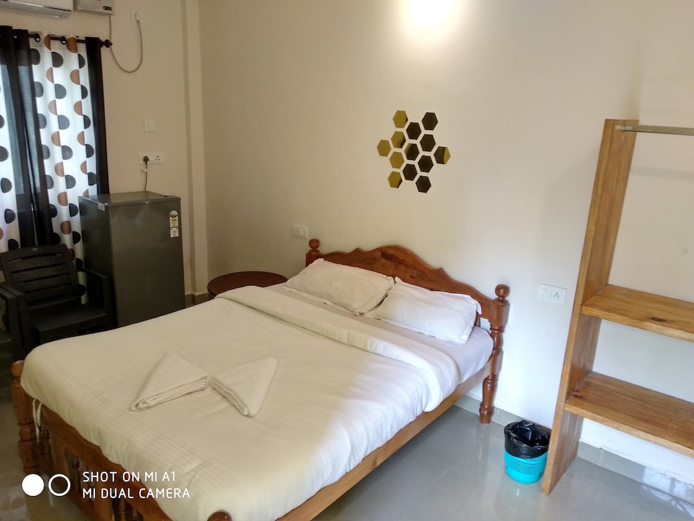 candolim beach place