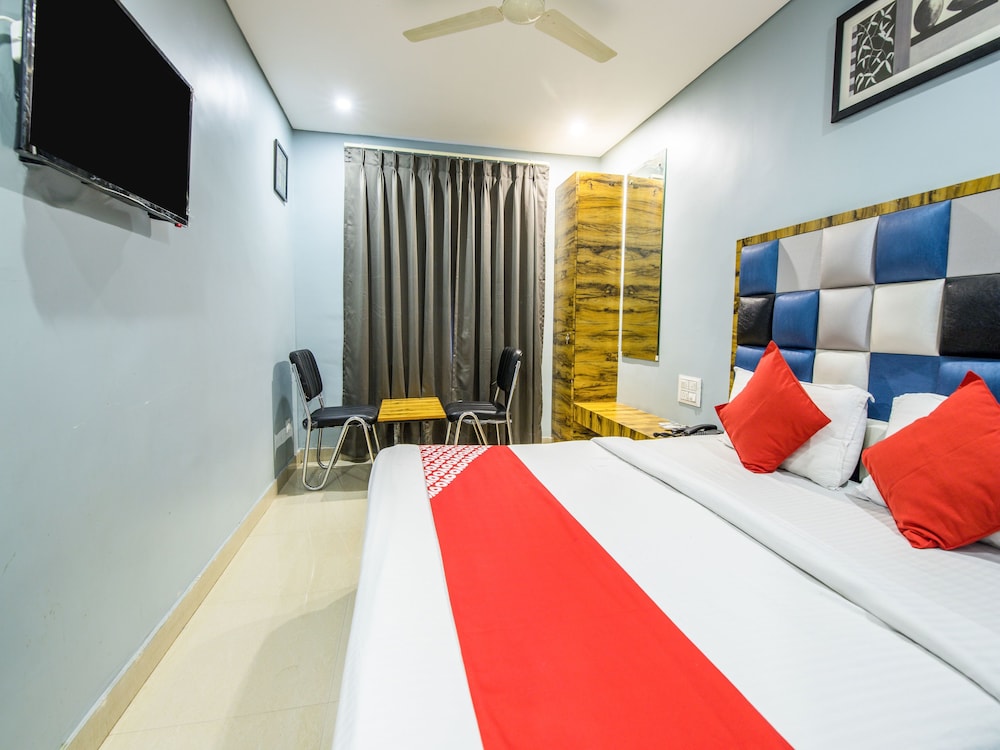 oyo 14432 jeelan palace