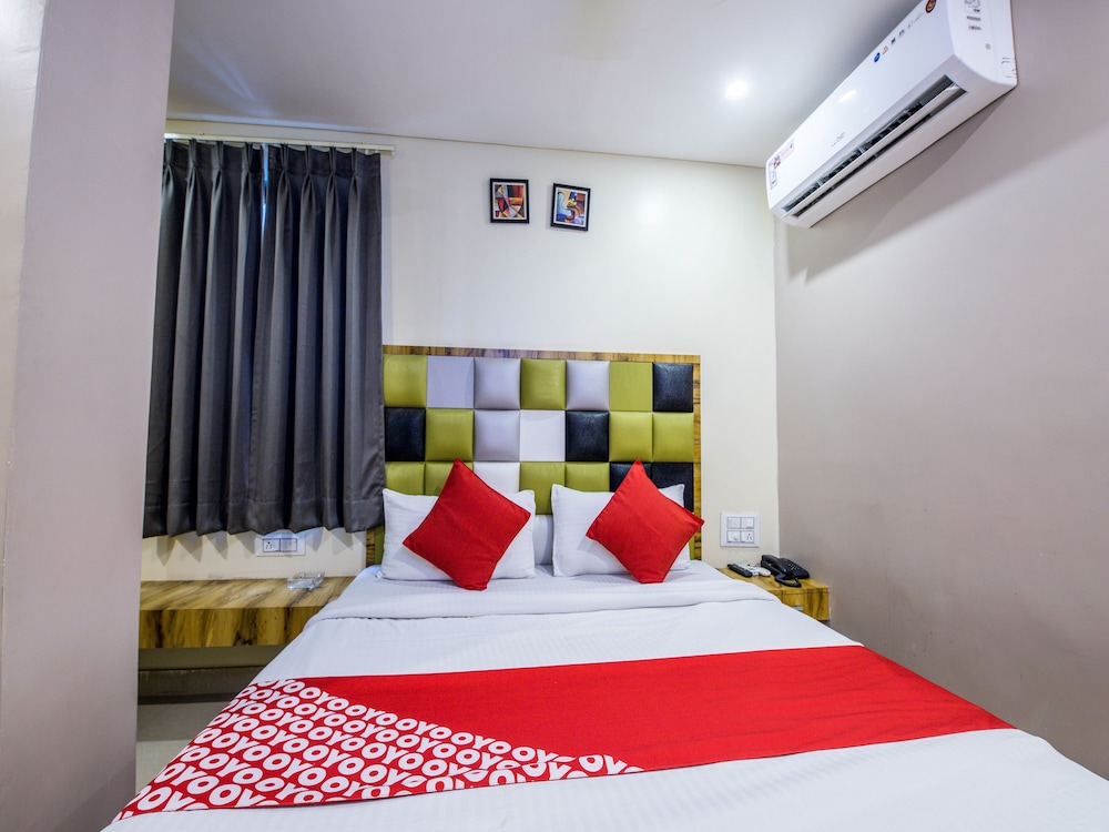 oyo 14432 jeelan palace