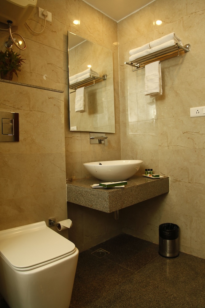clarks residences vrindavan
