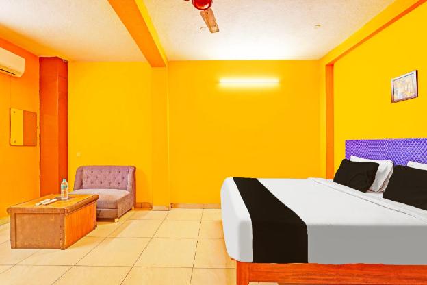 oyo 10449 hotel le sai