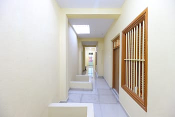 oyo 10449 hotel le sai