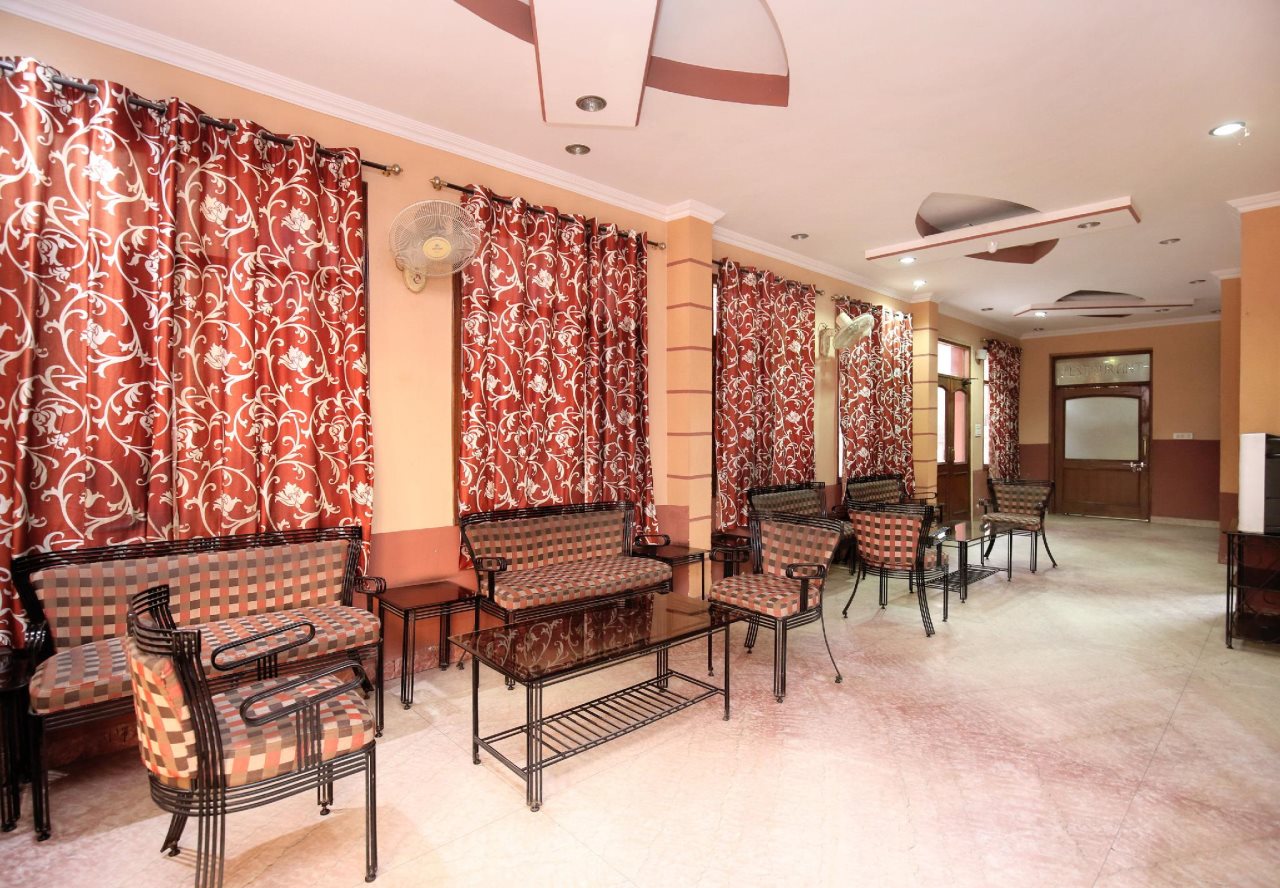 oyo 14754 hotel ashish