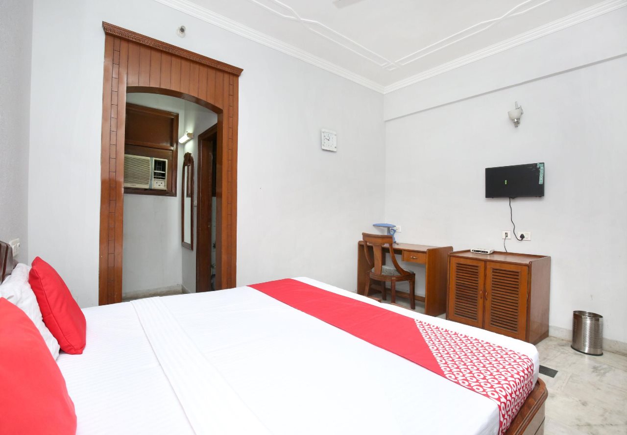oyo 14754 hotel ashish