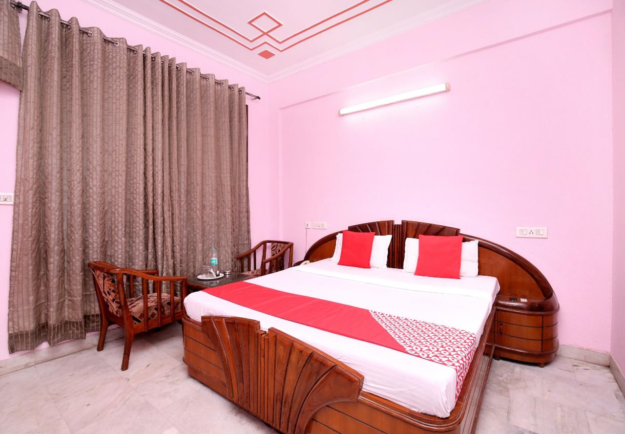 oyo 14754 hotel ashish