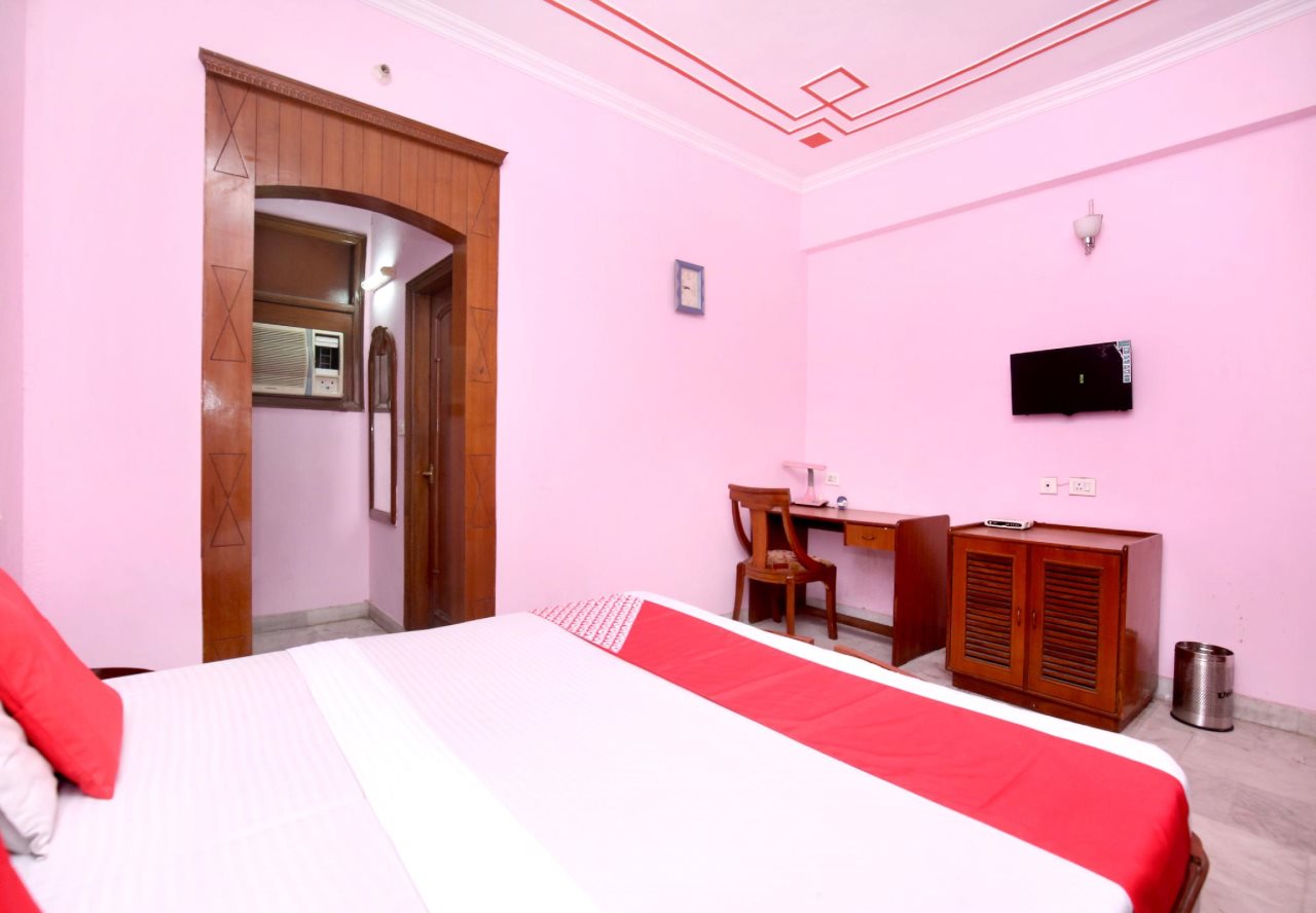 oyo 14754 hotel ashish