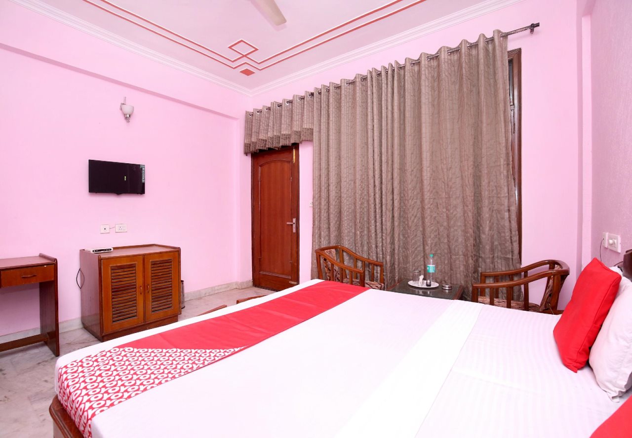 oyo 14754 hotel ashish