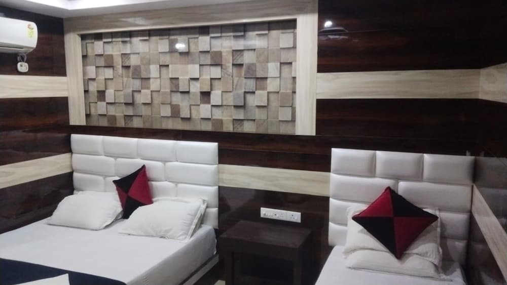 hotel amullya