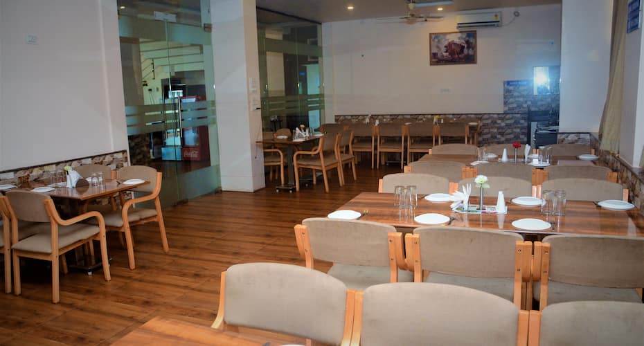 hotel swamiraj executive