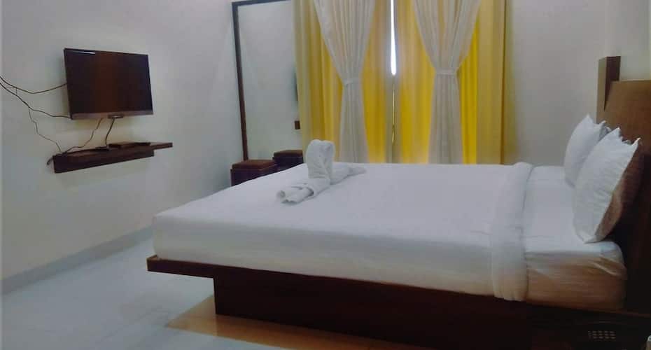 hotel swamiraj executive