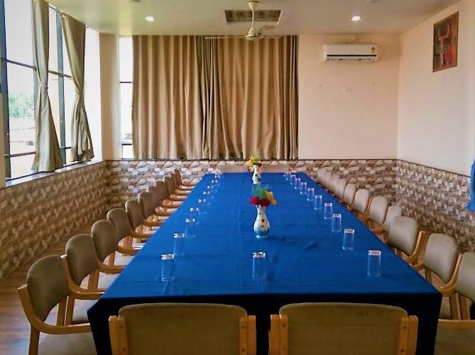 hotel swamiraj executive