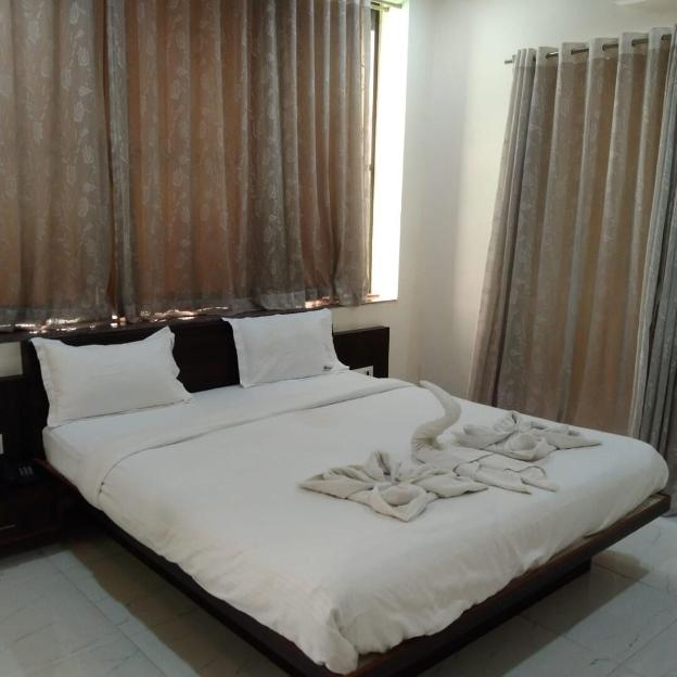 hotel swamiraj executive