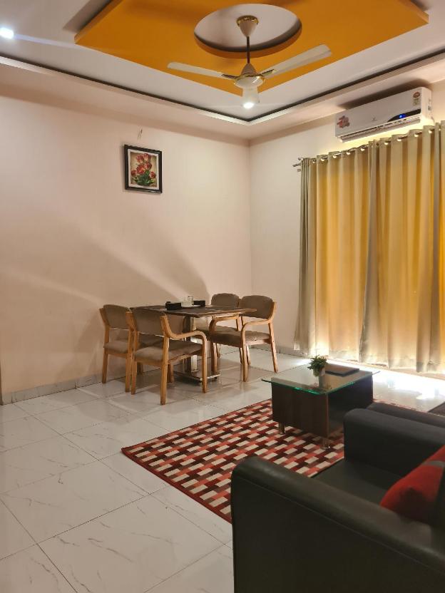 hotel swamiraj executive