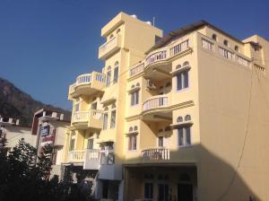Seventh Heaven Inn Rishikesh,Mussoorie>>Dehradun,3 star